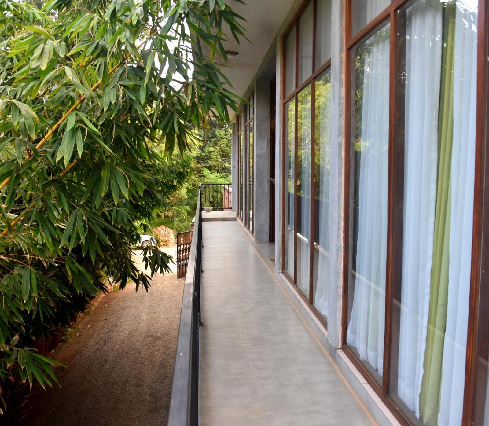 Ciel Star Anuradhapura Hotell Exteriör bild